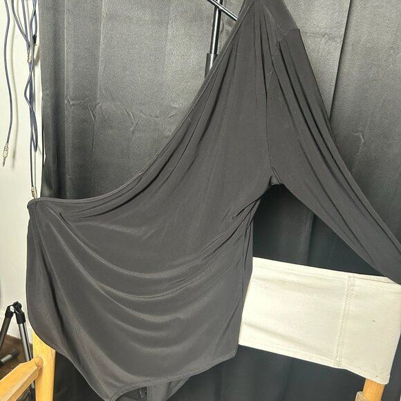 One Sleeve Bodysuit - Picture 6 of 6